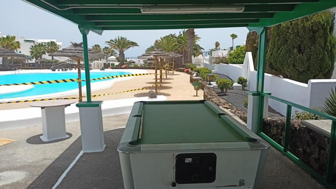 Calypso, Apartamento Completo Con Vistas Al Mar Y A La Piscina En Costa Teguise Kültér fotó