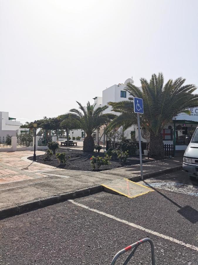Calypso, Apartamento Completo Con Vistas Al Mar Y A La Piscina En Costa Teguise Kültér fotó